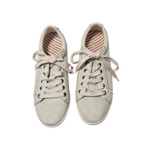 TAOS Star Sneaker in Sand Size 8